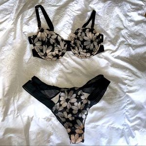 NWOT Victoria’s Secret Strappy Lace Intimates Set